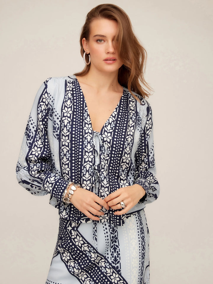 KAYLA BOW DETAIL BLOUSE