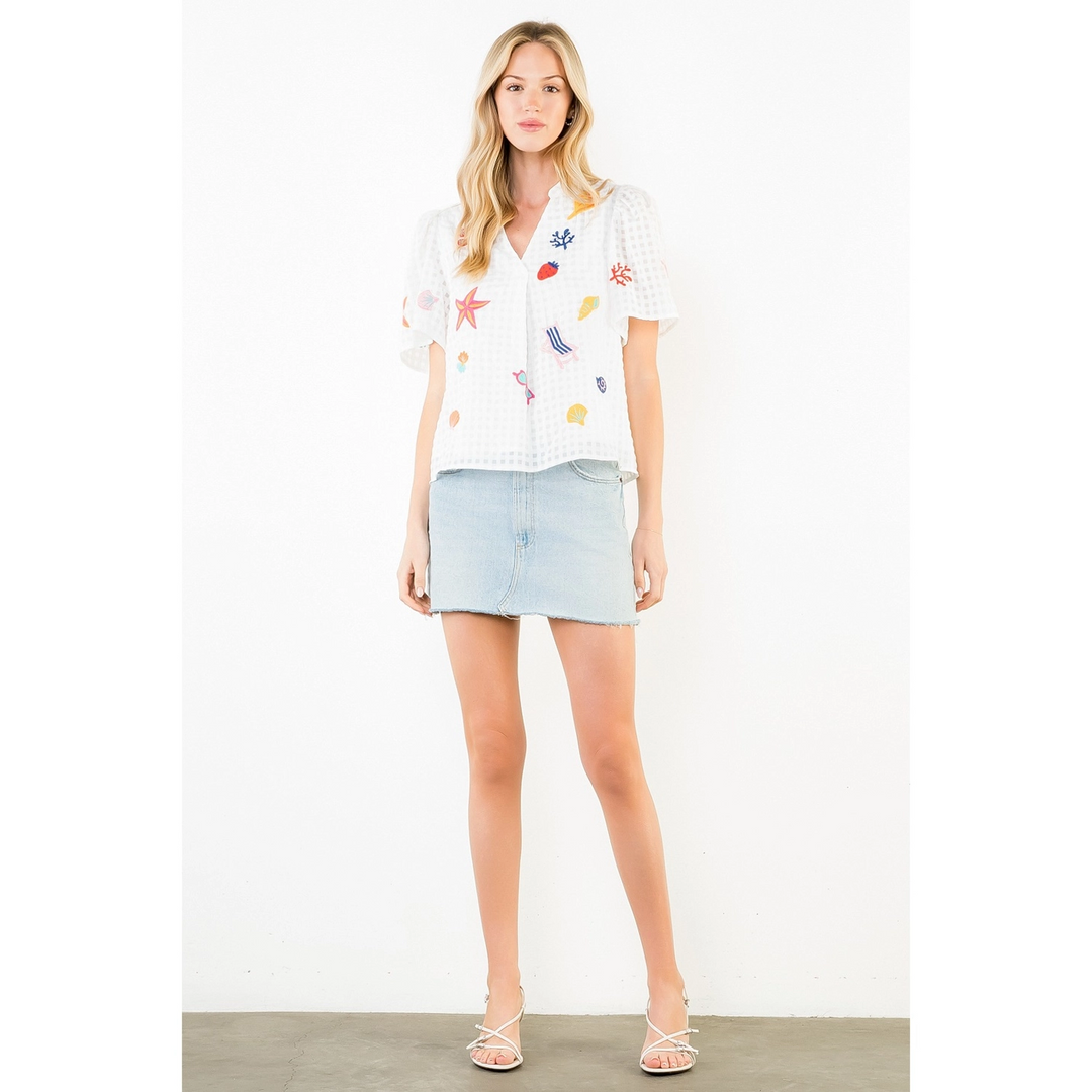 SHORT SLEEVE EMBROIDERY DETAIL TOP