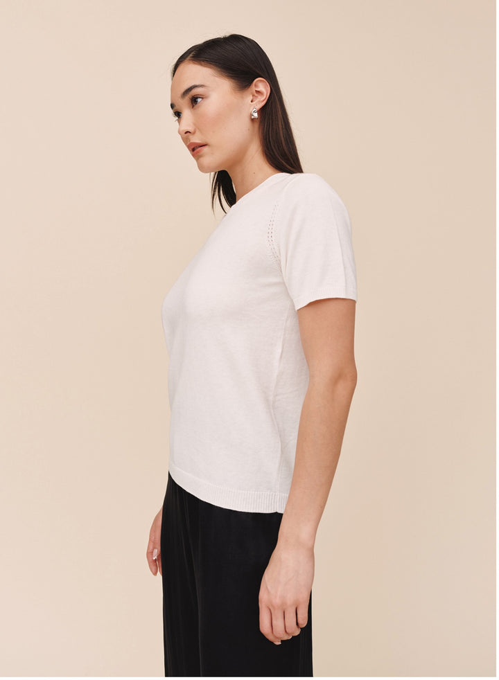 SHORT SLEEVE CREW NECK KNIT TOP