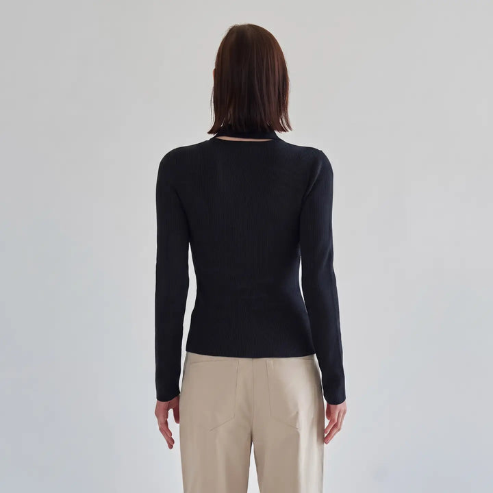 SCARF SWEATER TOP