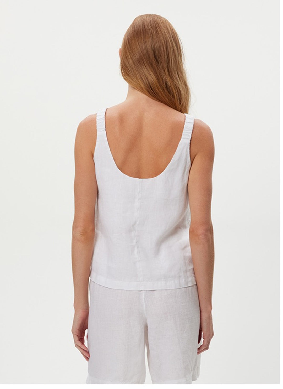 ZORA STRAIGHT NECK SLEEVELESS TOP