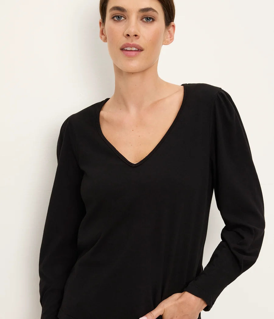 ALBA FEMME SLEEVE TOP