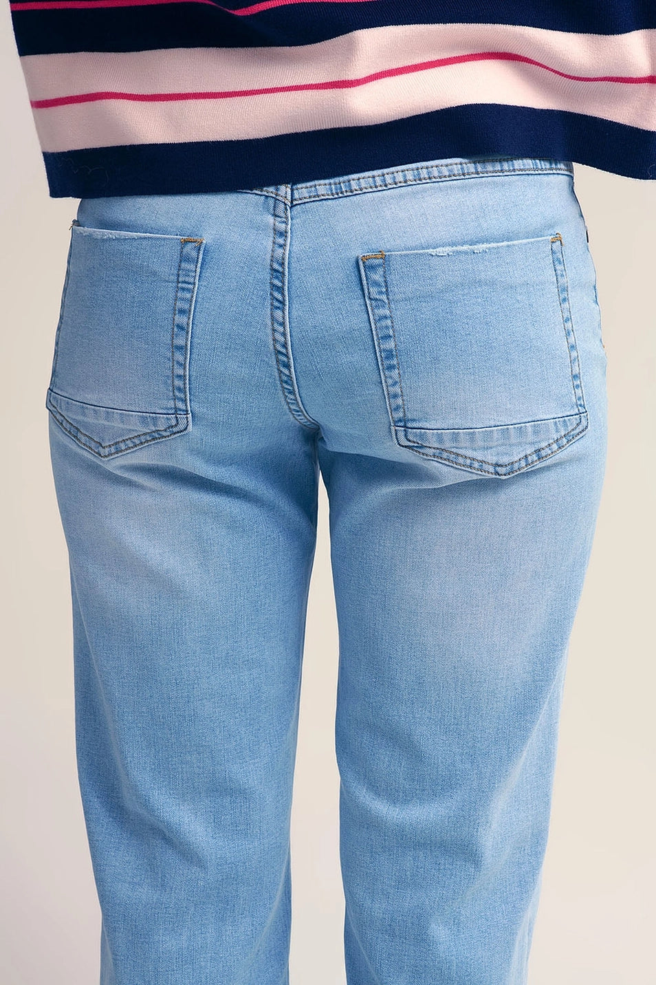 STRAIGHT-LEG JEANS