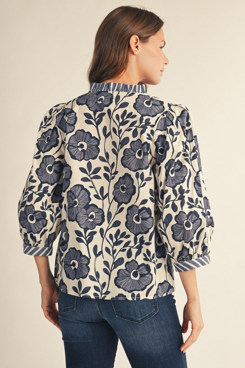 RUFFLED NECKLINE FLORAL TOP