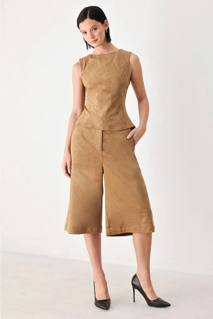 FAUX SUEDE TOP
