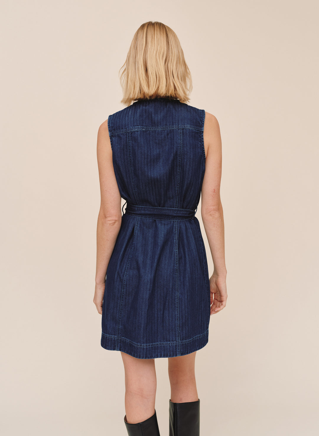 B60026-L64-004 - SLEEVELESS SEAMED SHIRT DRESS