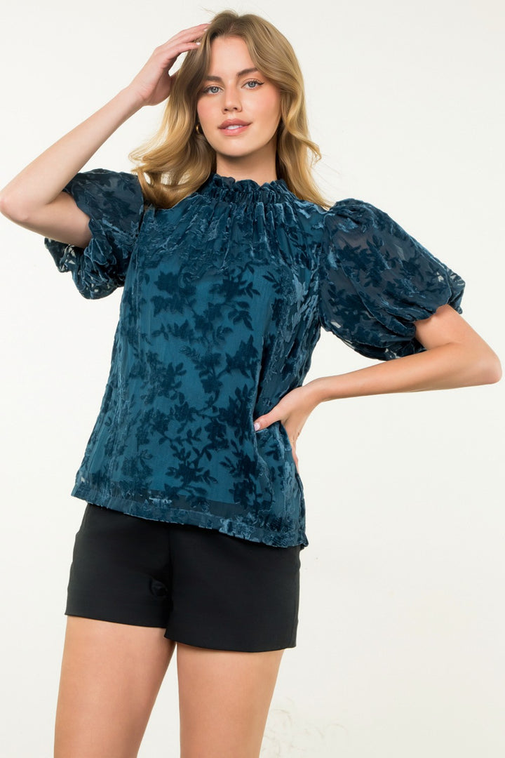 PUFF SLEEVE VELVET DETAIL TOP