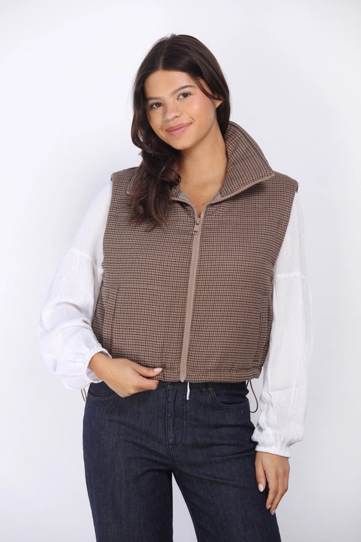 PLAID PUFFER VEST WITH WELT POCKETS