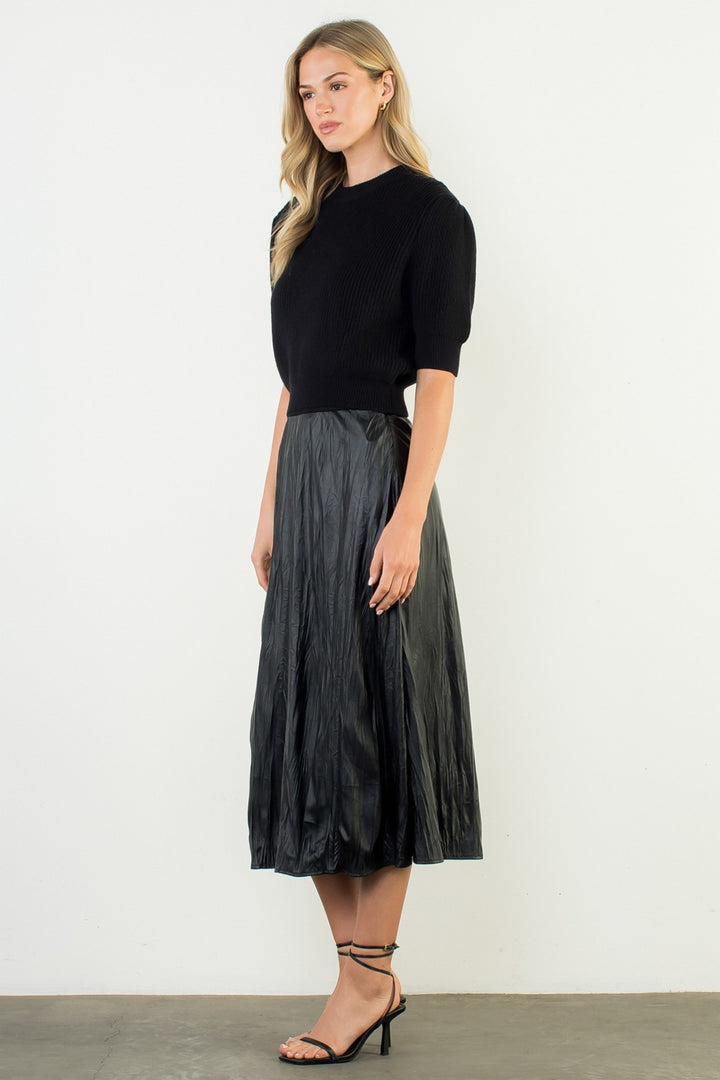 SHORT SLEEVE KNIT TOP