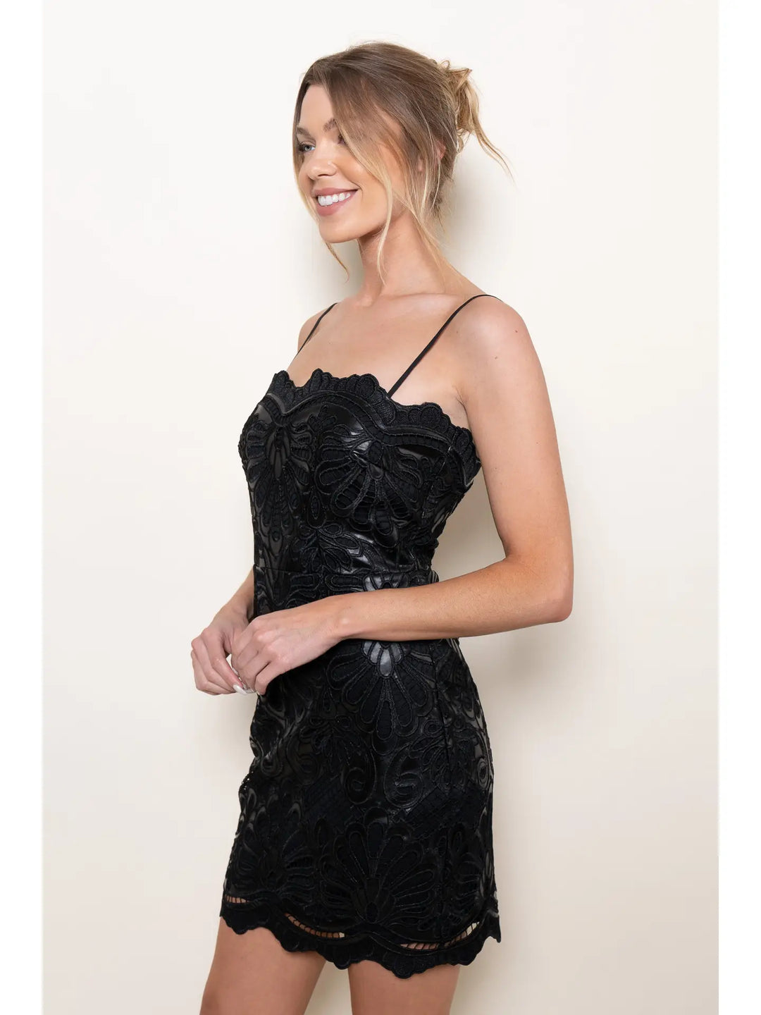EYELET LACE SLEEVELESS FITTED DRESS