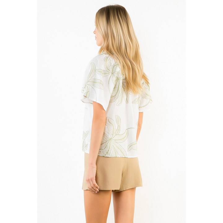 LEAF FLUTTER SLEEVE TOP