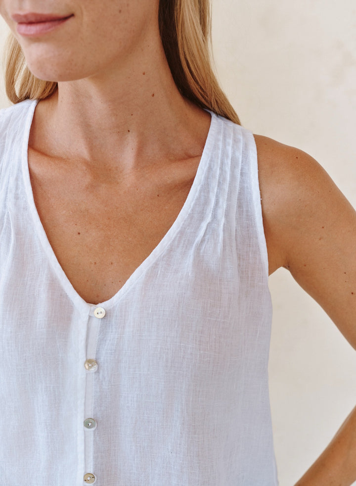 SLEEVELESS PINTUCK V-NECK TOP