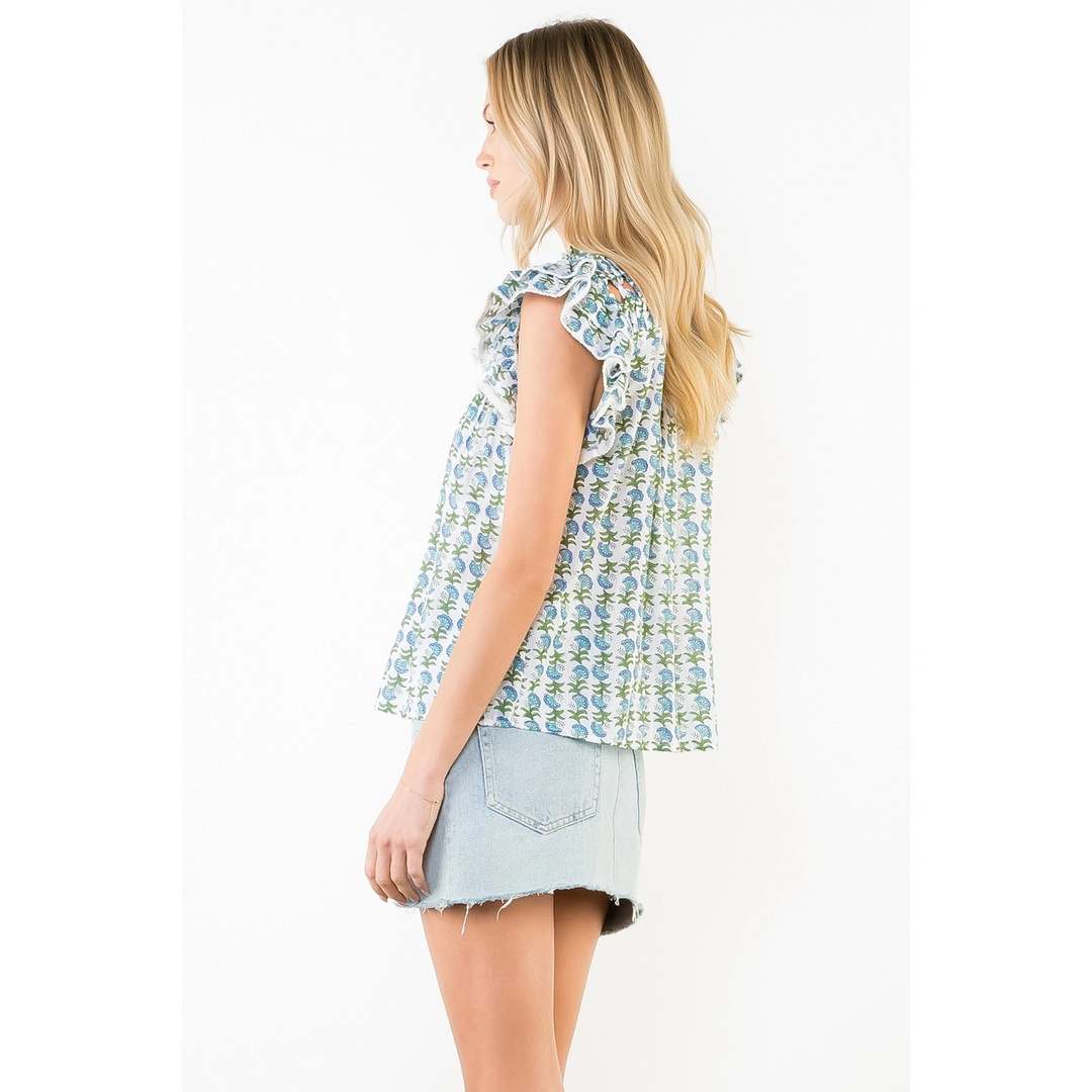 FLUTTER SLEEVE FLORAL PATTERN V-NECK TOP