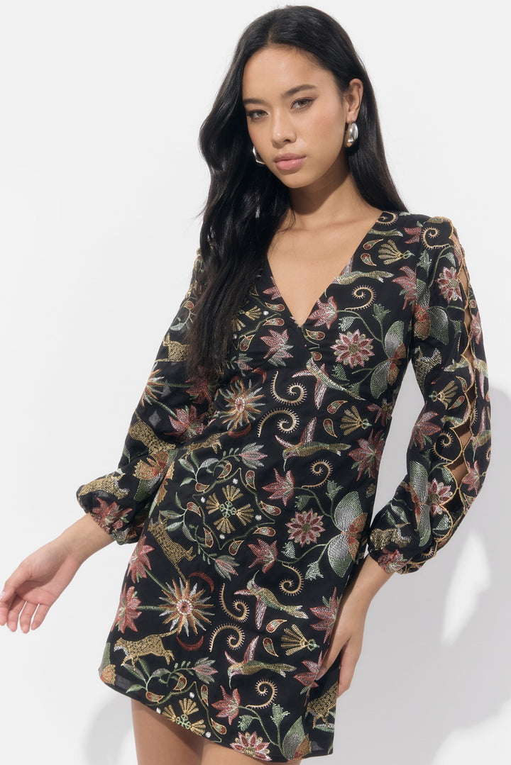 JUNO SCALLOP SLEEVE EMBROIDERY MINI DRESS