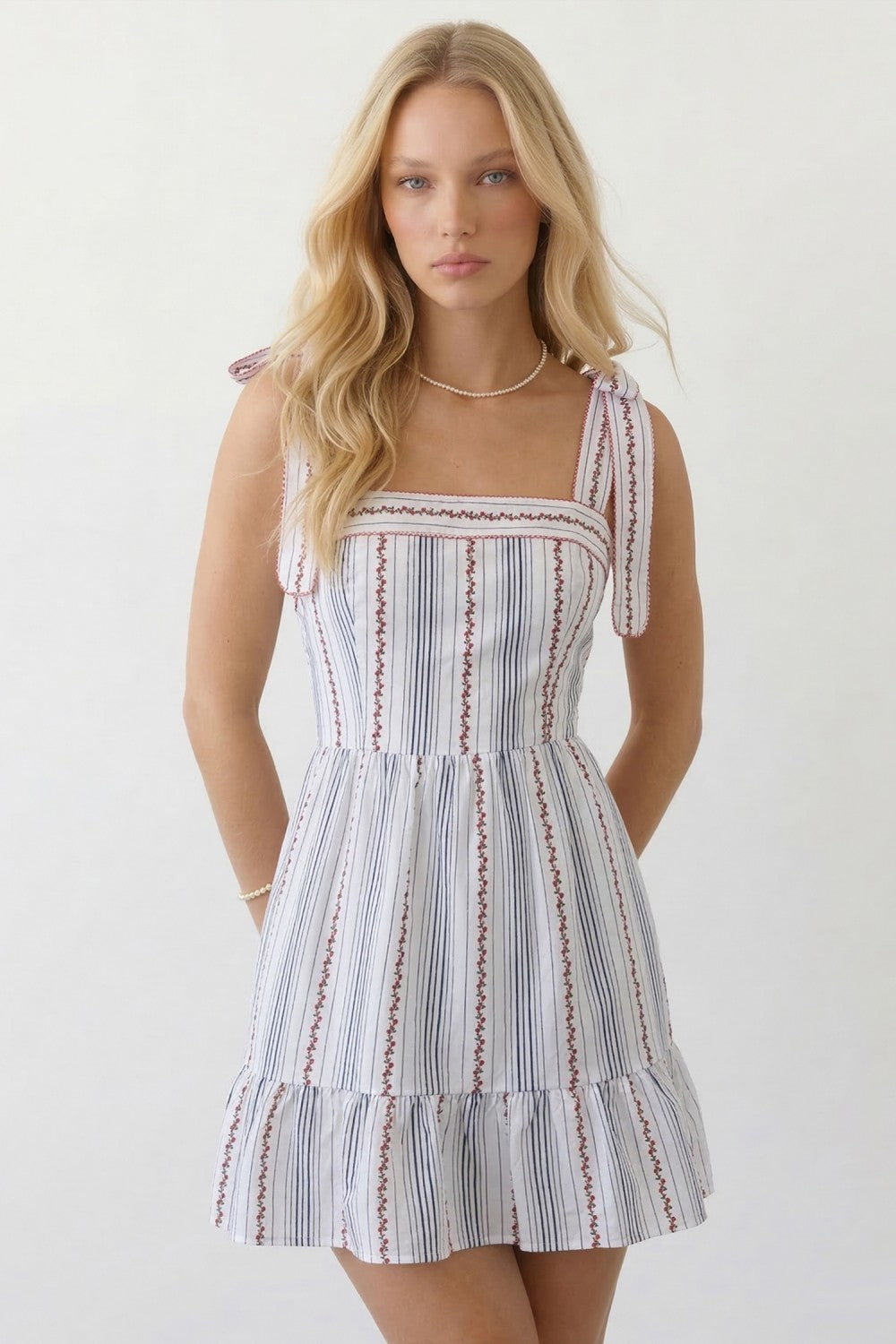 CONTRAST PIPING DETAIL MINI DRESS