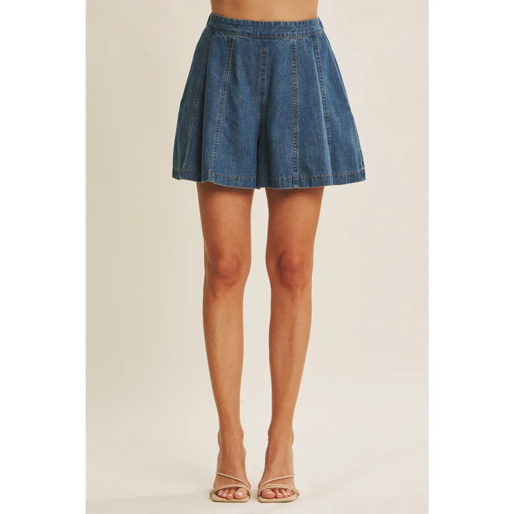 DENIM WASHED FLARED SHORTS