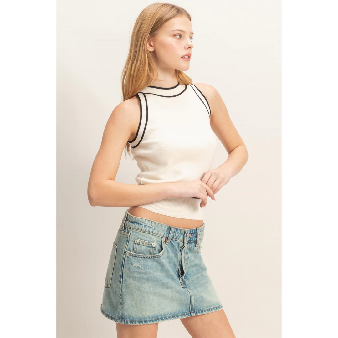 CONTRAST TRIM SLEEVELESS RIBBED TOP