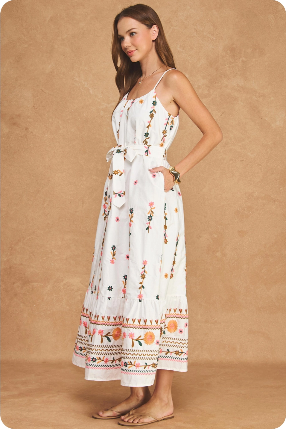 FLORAL EMBROIDERED DETAIL MIDI DRESS
