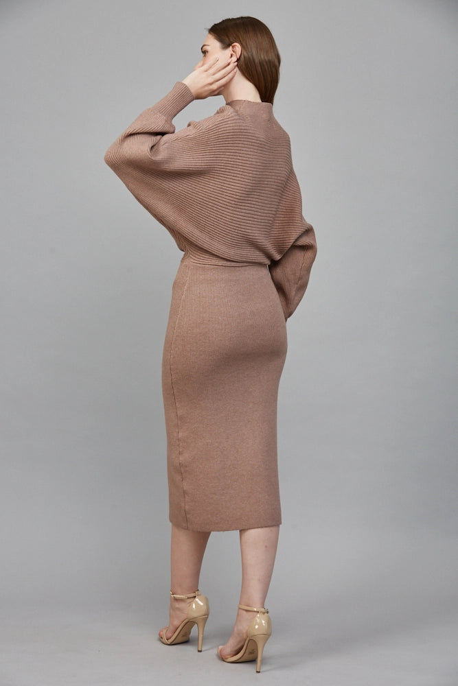 LONG SLEEVE MIDI DRESS