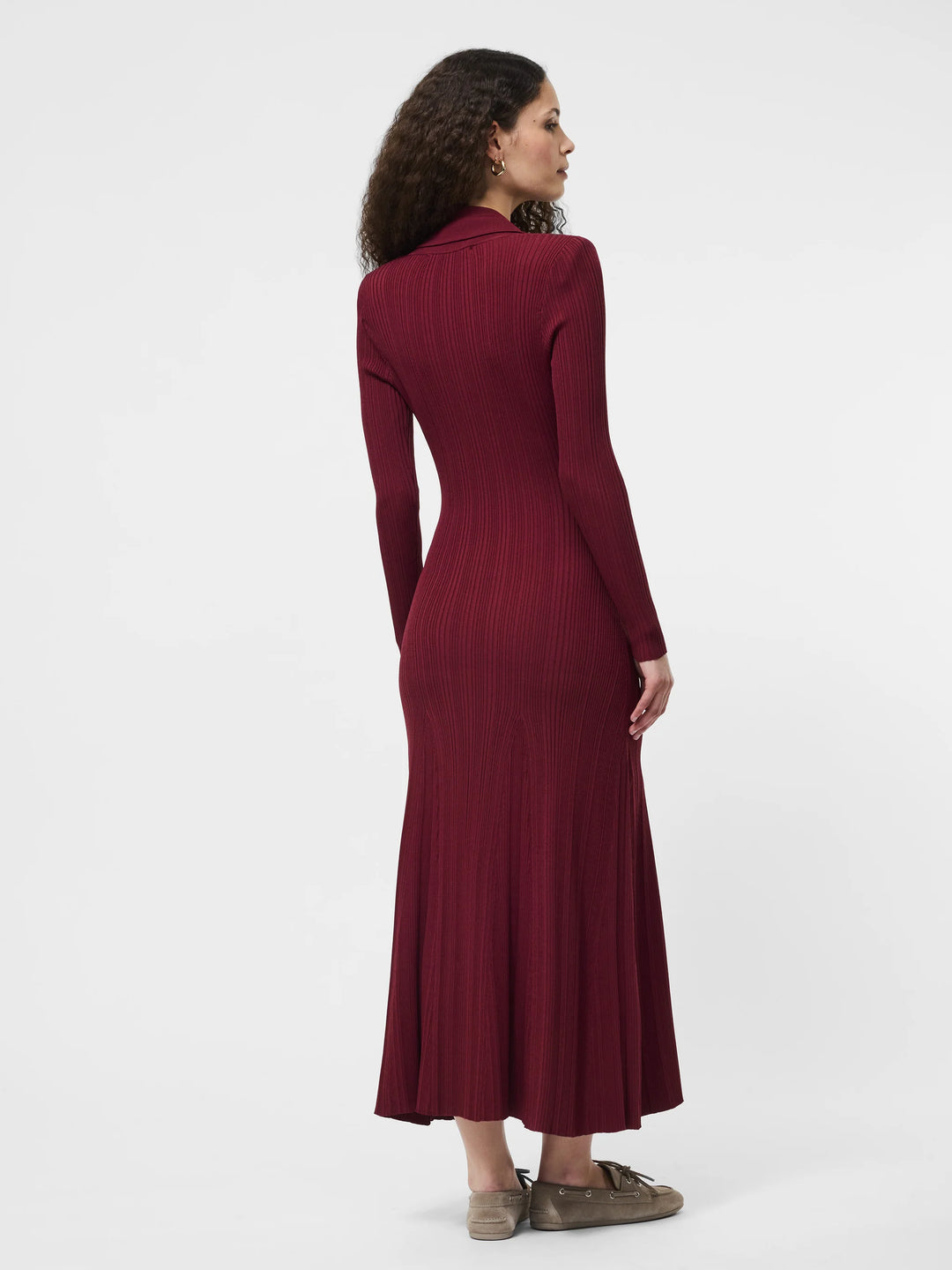CRINKLE KNIT LONG SLEEVE MAXI DRESS