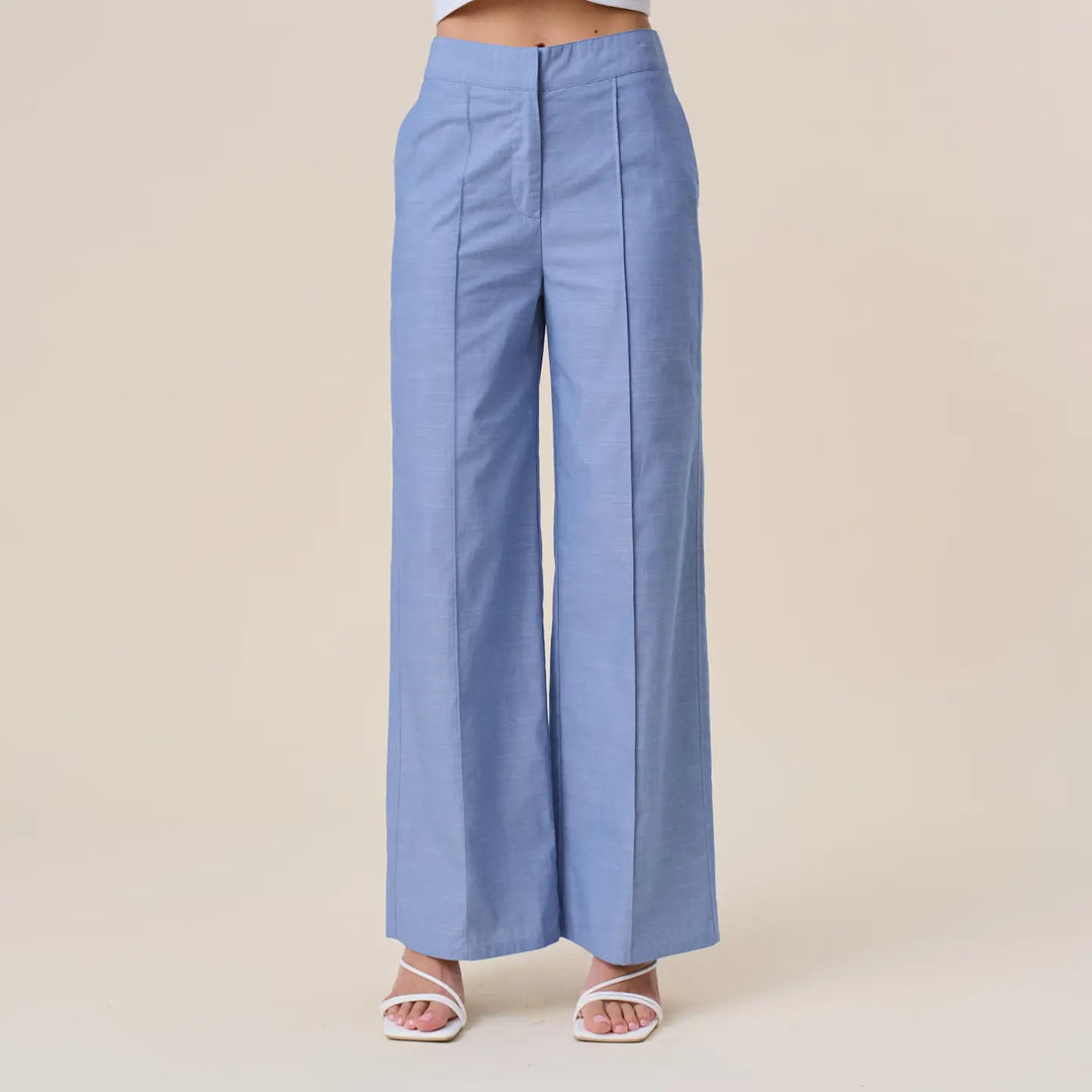 FRONT PIN TUCK DETAILED PANTS
