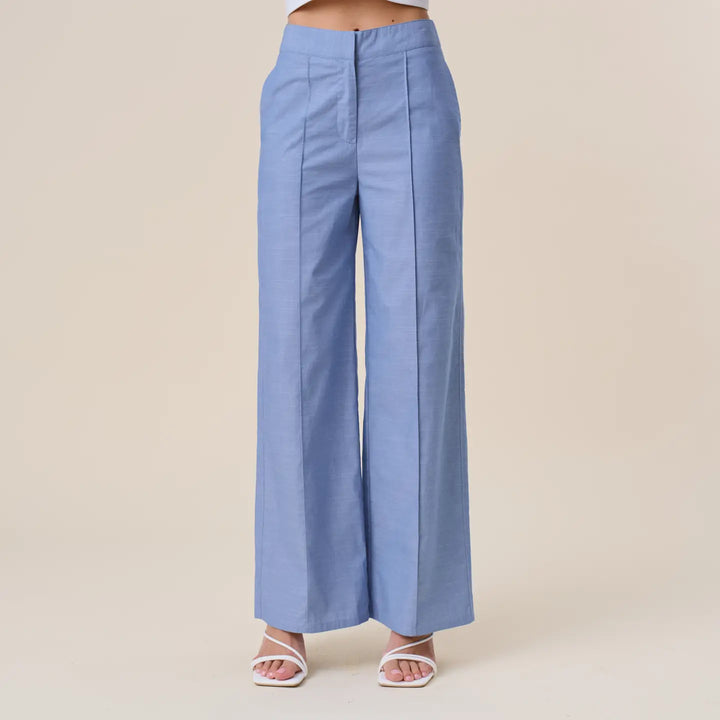 FRONT PIN TUCK DETAILED PANTS