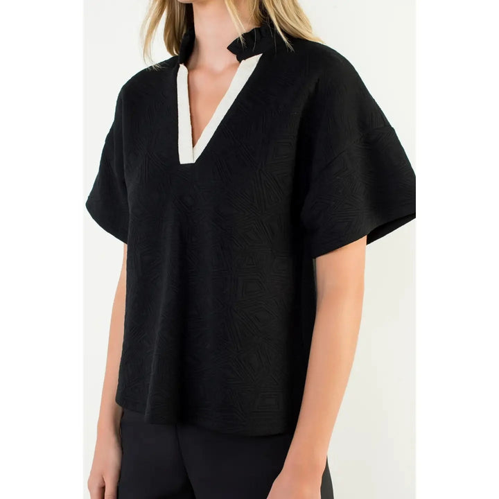 SHORT SLEEVE TEXTURED TOP