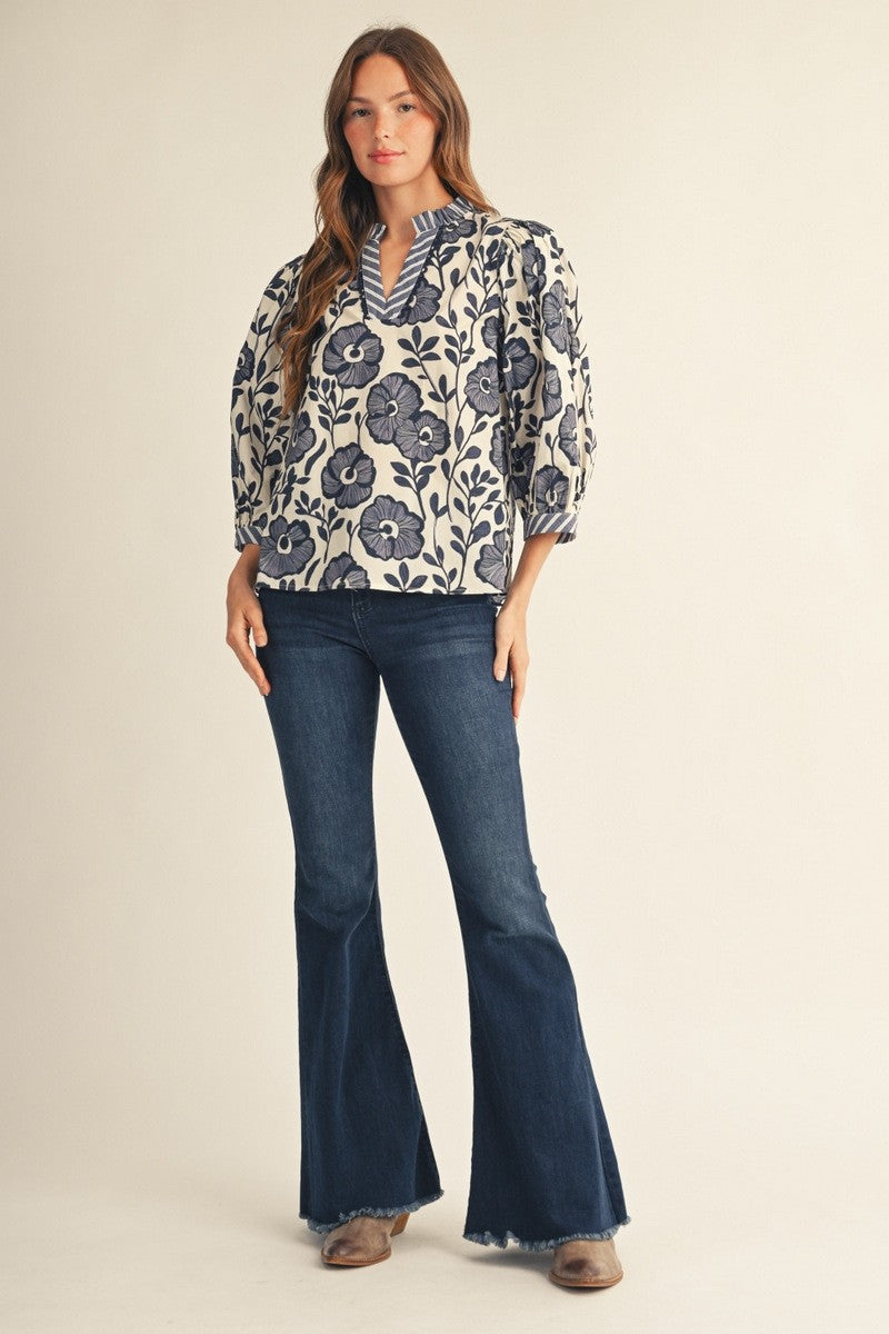 RUFFLED NECKLINE FLORAL TOP