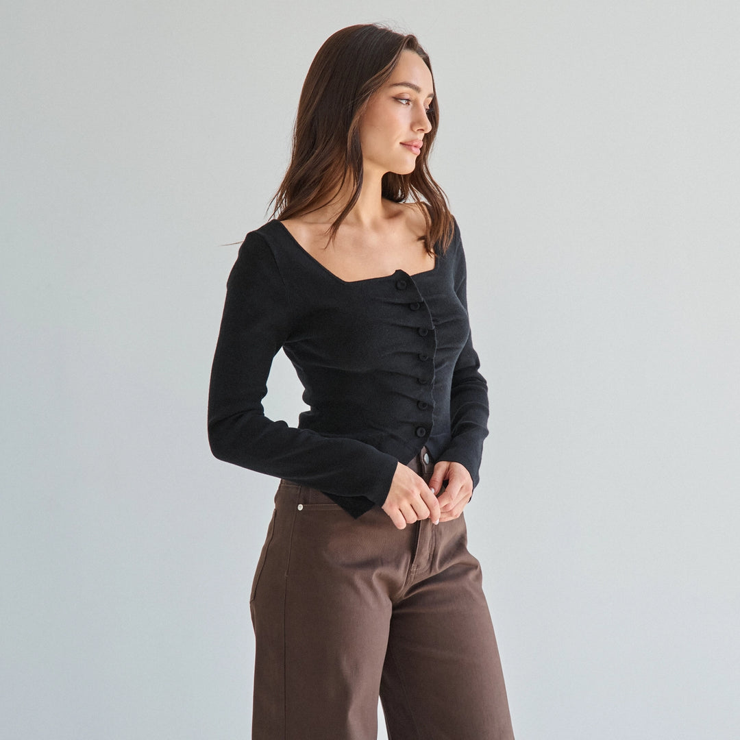 PLEATED SPLIT KNIT TOP