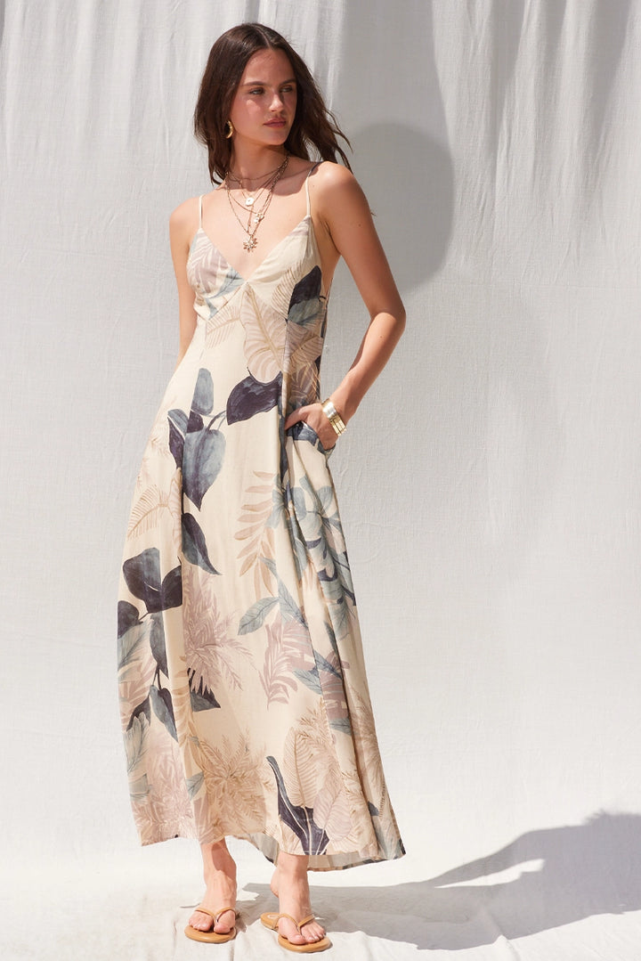 PRINTED OPEN BACK MAXI DRESS