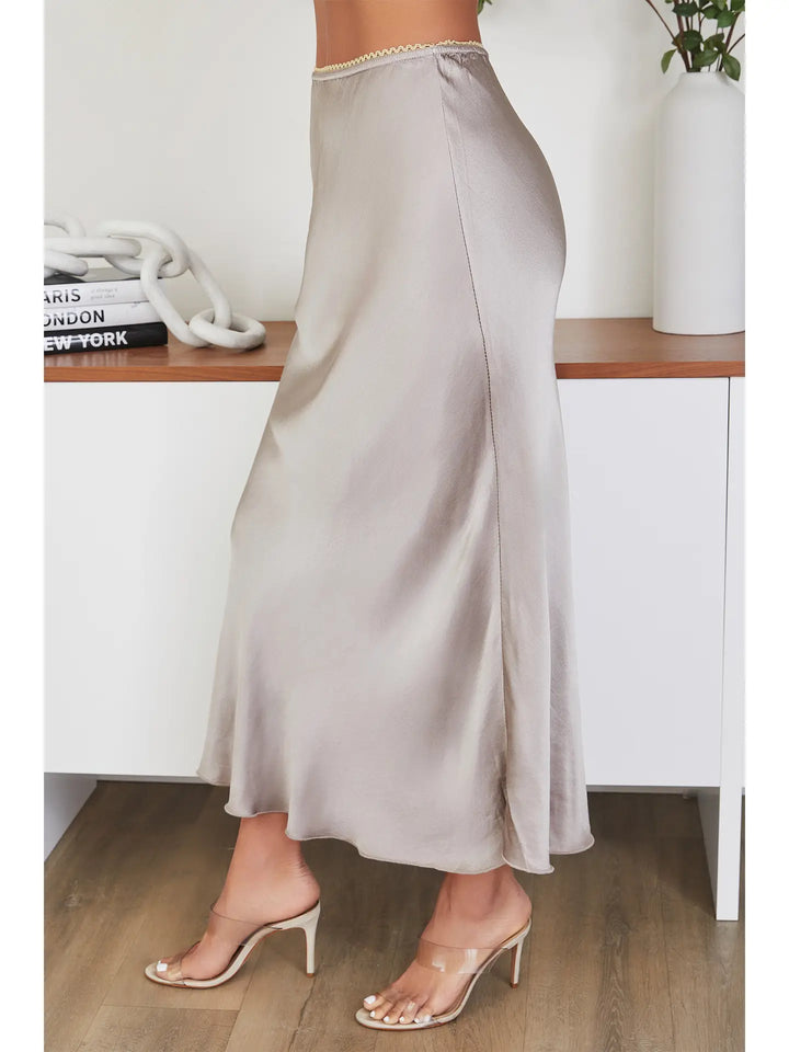 SILKY VISCOSE RAYON SLIP SKIRT