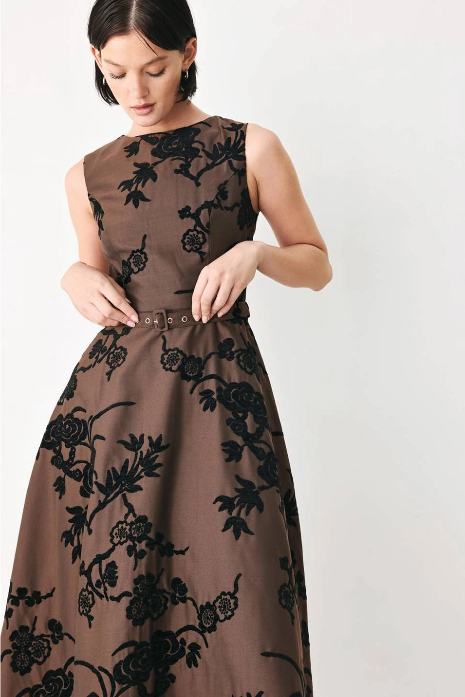 TEXTURED WOVEN MIDI DRESS