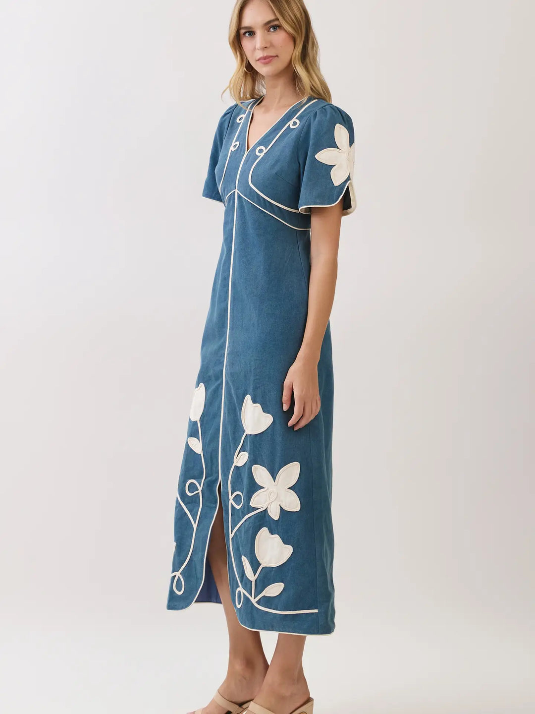 FLORAL APPLIQUE CONTRAST TRIM MIDI DRESS