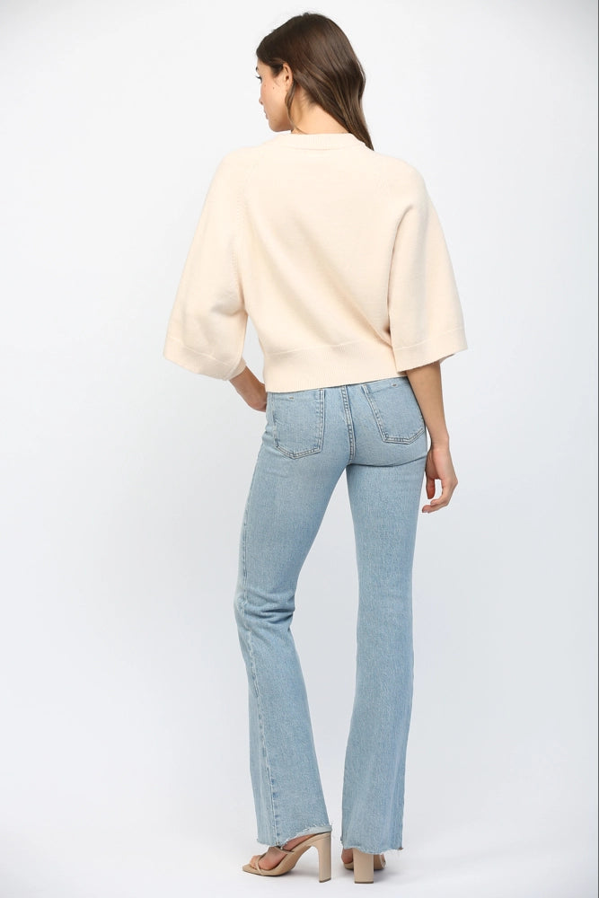WIDE SLEEVE CREW NECK SWEATER