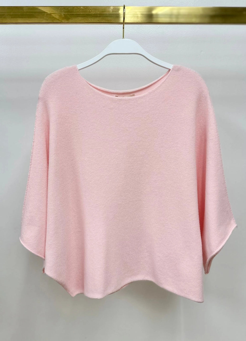 CREW NECK BATWING SLEEVE KNIT TOP