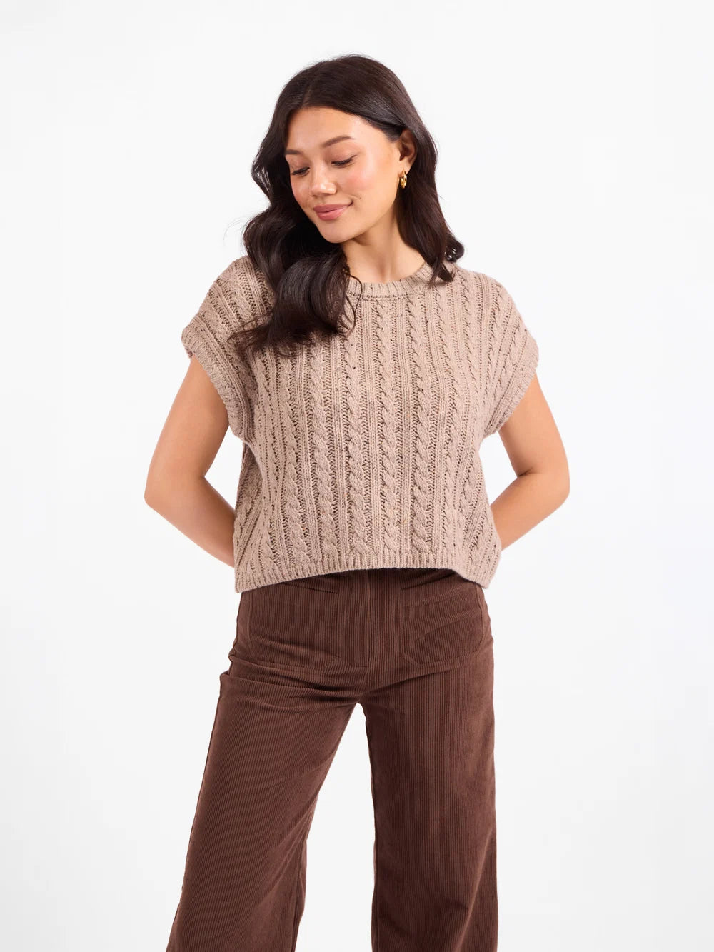 EFFORTLESS CABLE KNIT SWEATER TANK