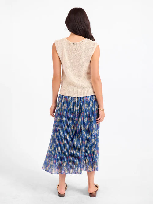 WARM GESTURE SWEATER VEST