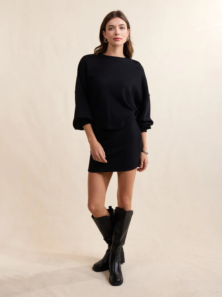 ON A STROLL CREW NECK DOLMAN SLEEVE TOP