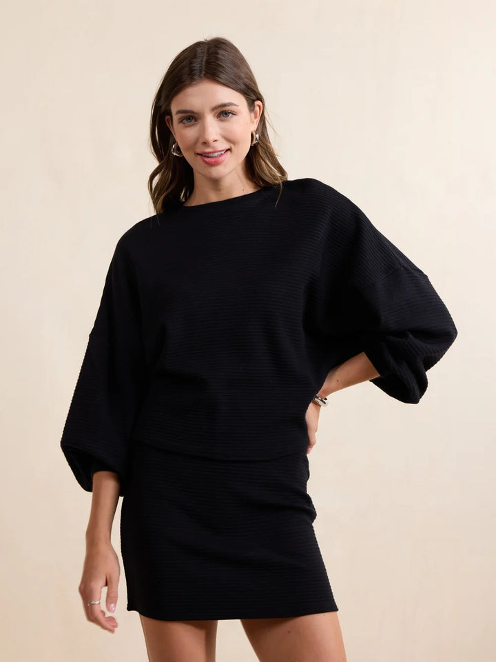 ON A STROLL CREW NECK DOLMAN SLEEVE TOP