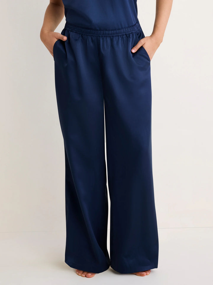ASHER PANT IN SATIN BACK