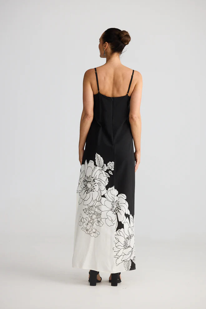 ANEGELIQUE MAXI DRESS