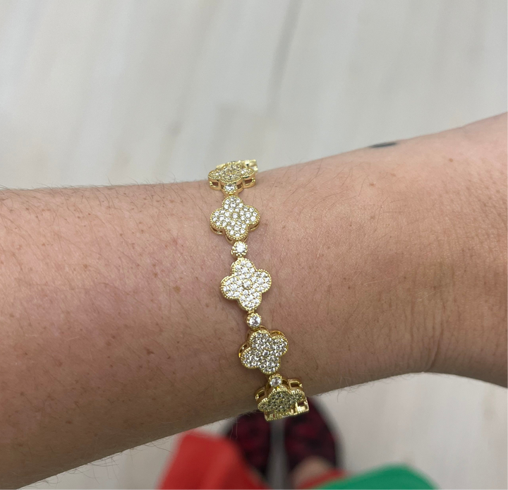 Gracie Clover Tennis Bracelet