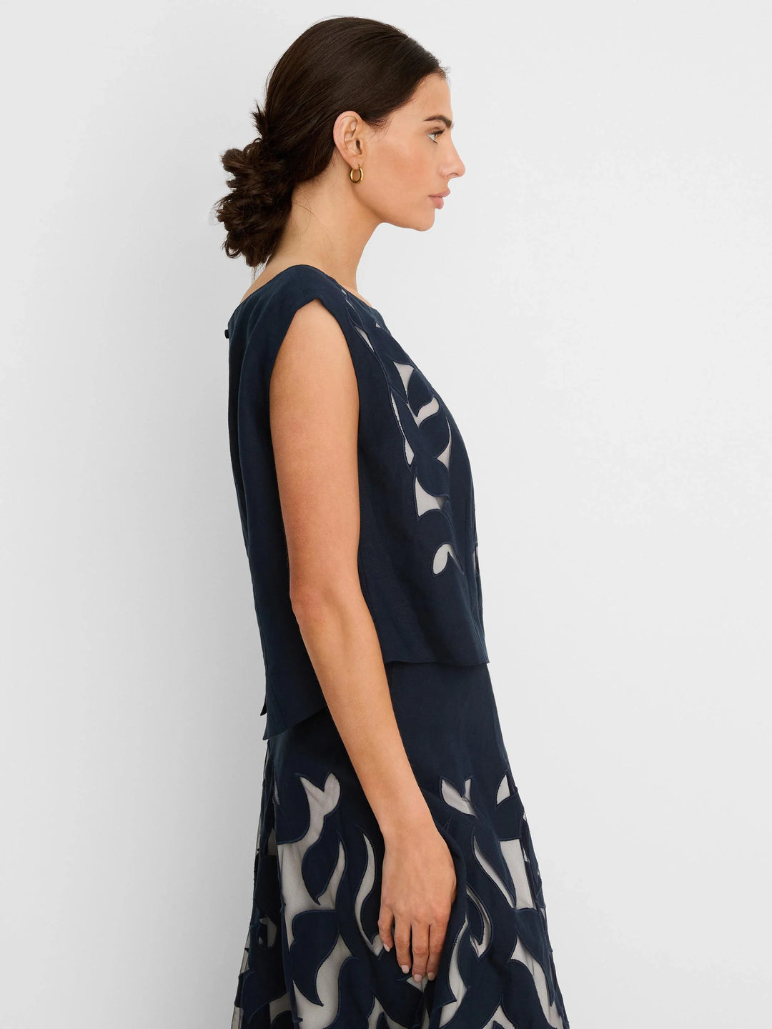 ANTIBES LINEN CUT OUT TOP