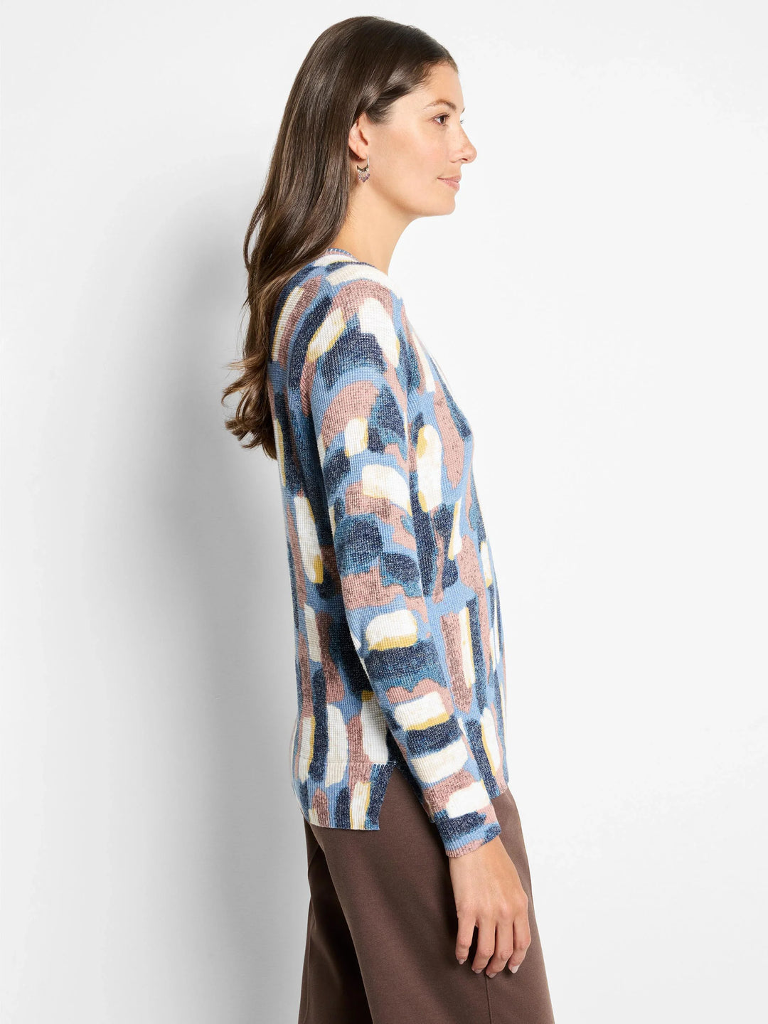 BRUSHSTROKES WAFFLE V NECK SWEATER
