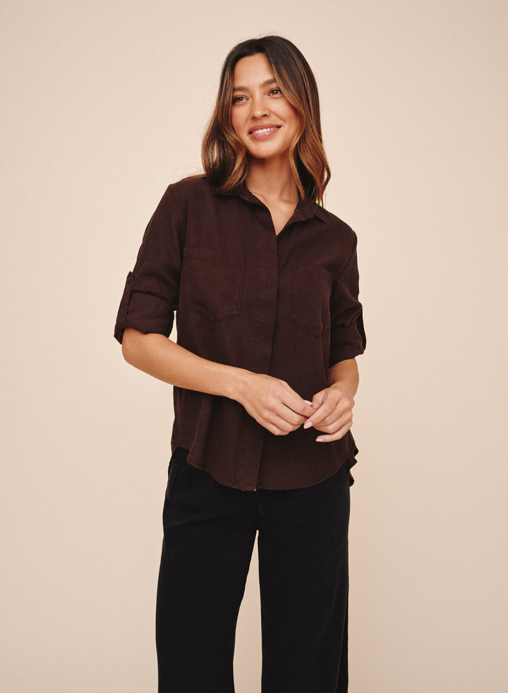 SPLIT BACK BUTTON DOWN
