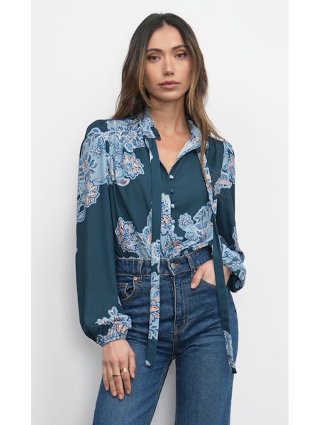 CIERRA BUTTON UP TIE NECK BLOUSE