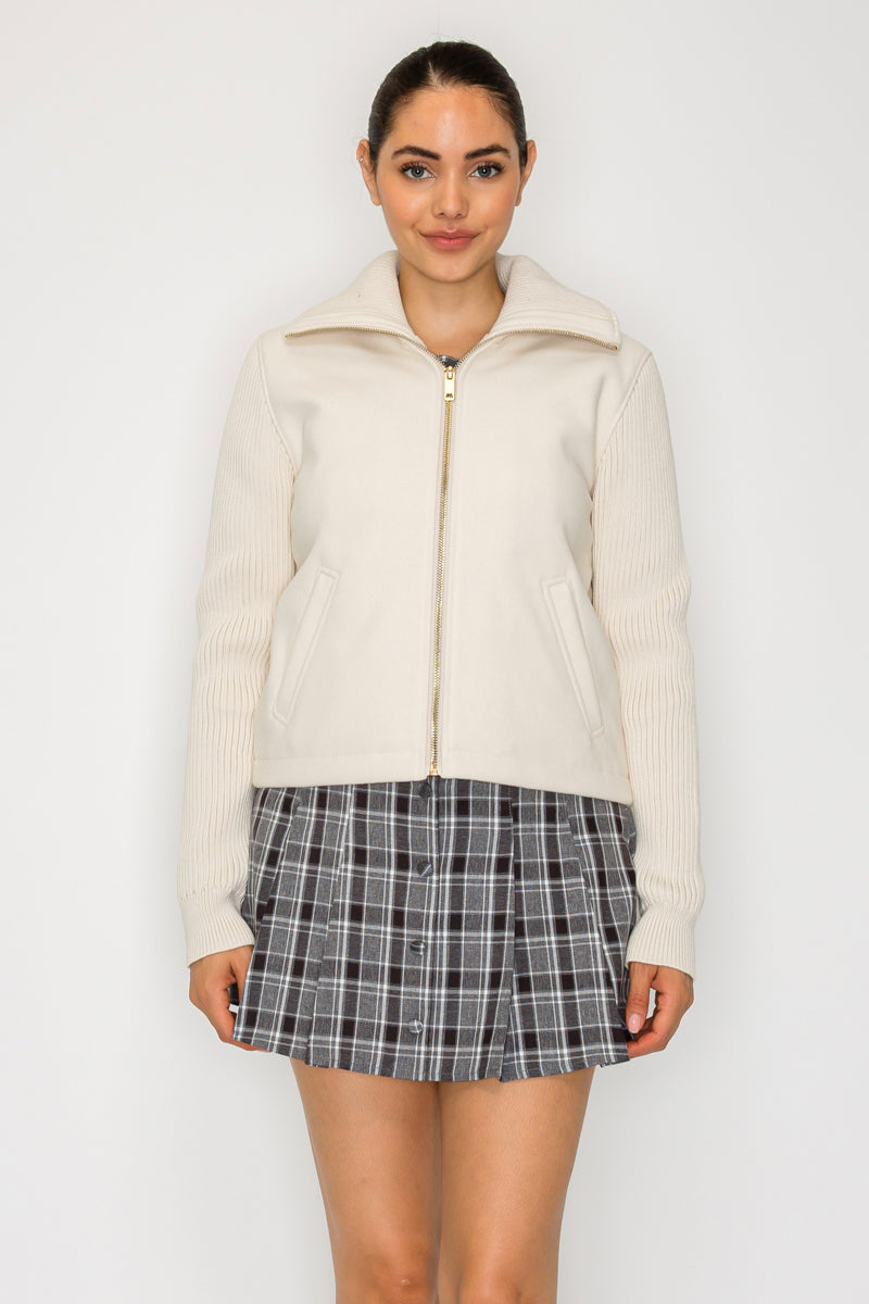SOFT CONTRAST ZIPPERED JACKET