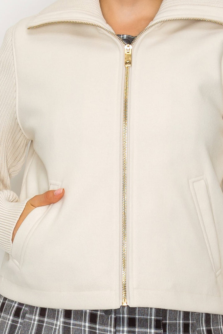 SOFT CONTRAST ZIPPERED JACKET