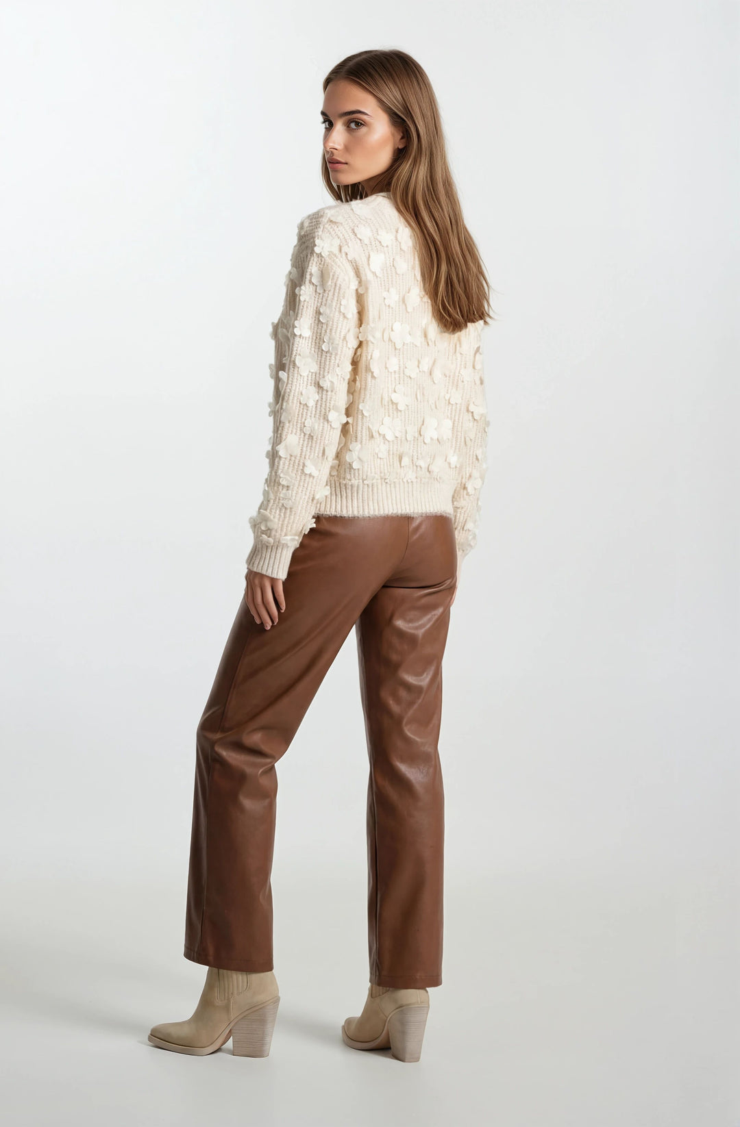 CLOVER SWEATER