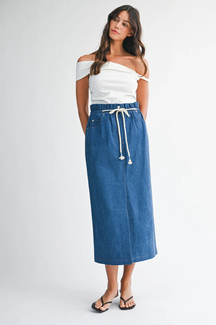 OFF SHOULDER TOP WITH TWISTED DETAIL